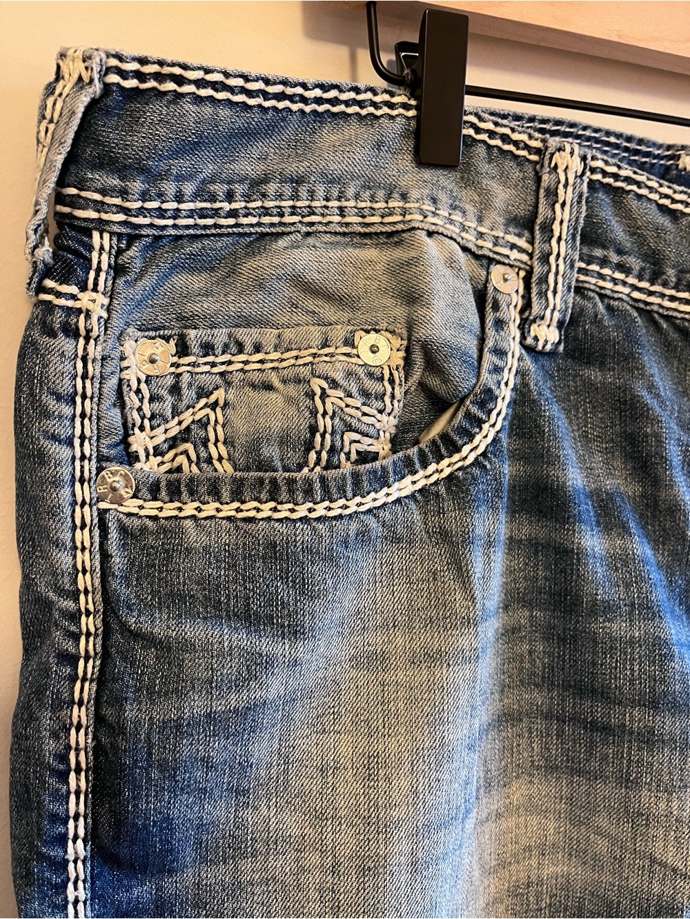 True Religion Men's Blue Distressed Denim Jeans - Picture 5 of 7